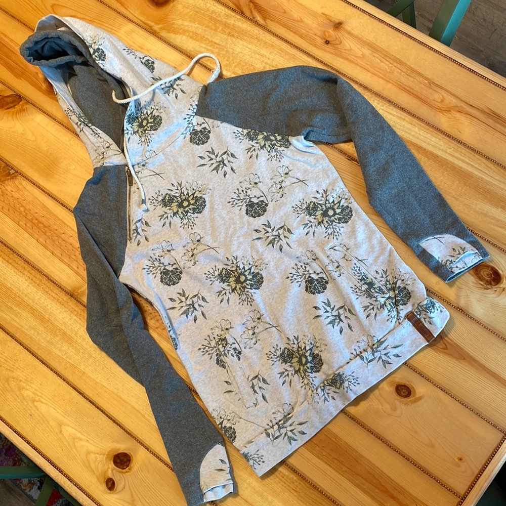 Hoodie sweatshirt